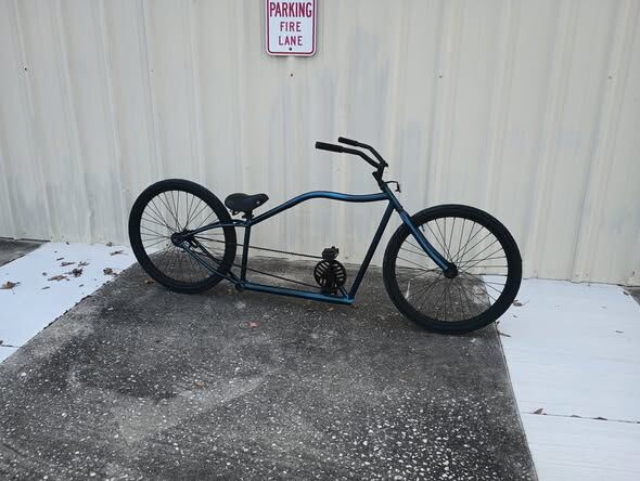 Deep blue lowrider stretch build, low and long